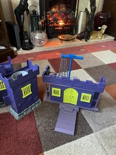 SCOOBY DOO PLAY SETS PIRATE FORT & TOWER OF TORMENT GOOD PLAYED WITH CONDITION