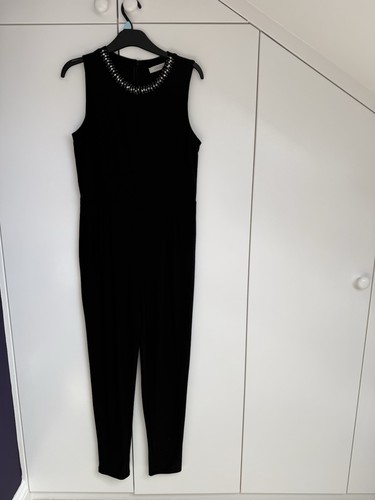 Oasis black sleeveless tapered - black,