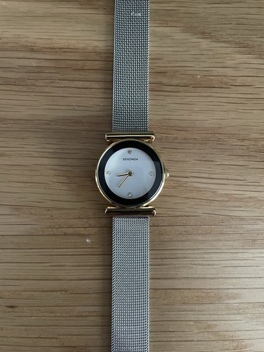 Ladies sekonda gold and - sekonda,