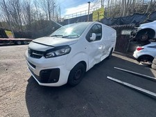  VAUXHALL VIVARO 2019 1.5 DIESEL BREAKING WHEEL NUT