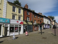 Photo 6x4 Empty shops, North