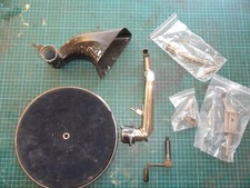 portable wind up gramophone