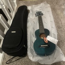 Enya ukulele blue eus 25d