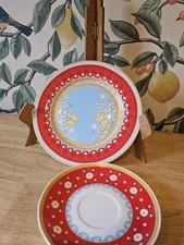 Vintage-inspired porcelain