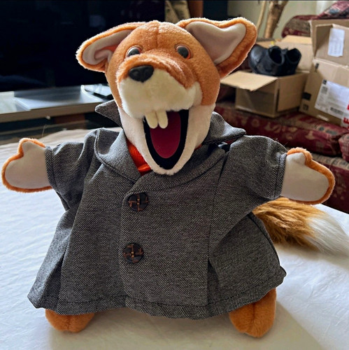 Hasbro basil brush - hasbro,