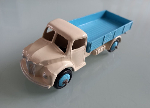Dinky 414 dodge wagon truck - 414,