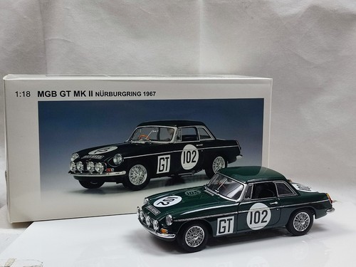 Autoart 1967 mgb gt - 1/18,