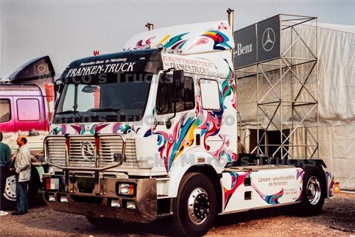 Truck photo mercedes benz - truck,