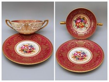 Red Royal Worcester Ovington