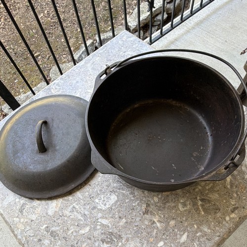 Cast iron old campfire skillet - cast,