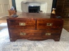 LAURA ASHLEY Chaldon Campaign Trunk Chest Coffee Table Dark Wood Chestnut Large
