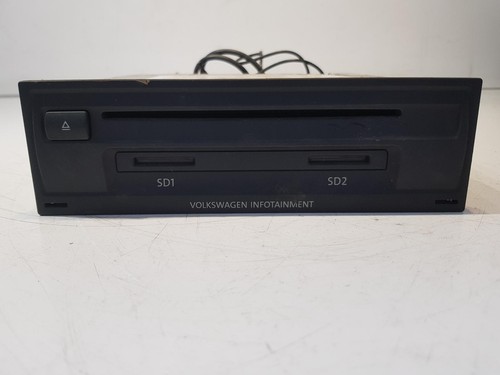 Volkswagen golf stereo - volkswagen, sat