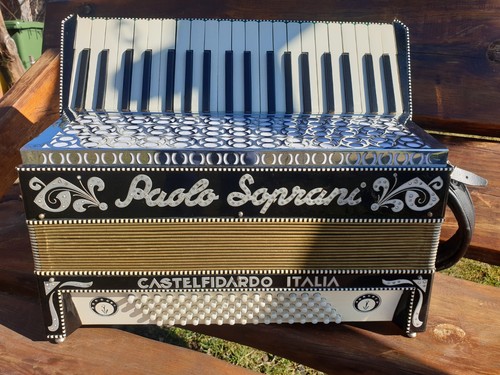 Paulo soprani piano - piano, accordion