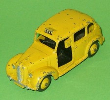 Dinky / 40h Austin FX3 Taxi in Yellow