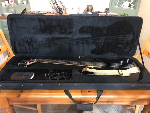 Washburn 100 electric bass - washburn,