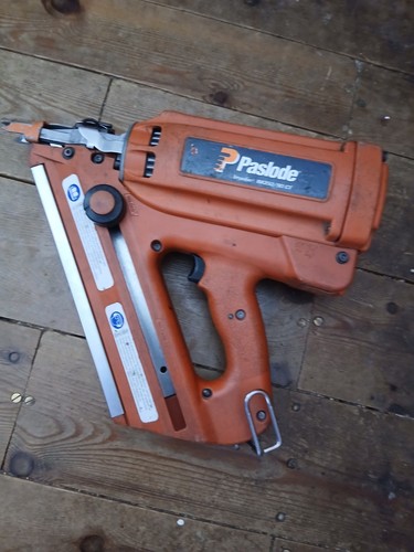 Paslode im350 1st fix - gas, nail