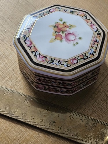 Wedgwood clio design bone - wedgwood,