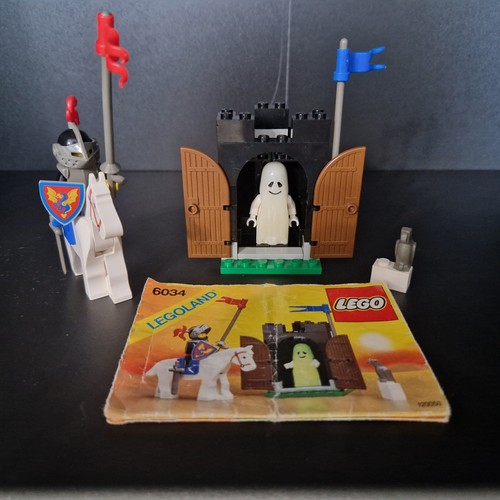 Vintage castle lego 6034 - castle,