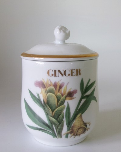 Royal worcester fine porcelain - royal,