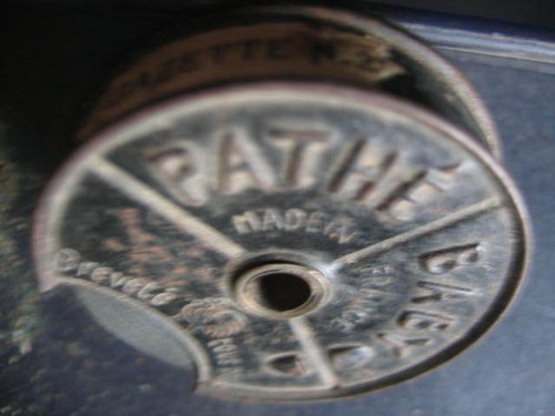 Pathe baby gazzette - gazzette, n