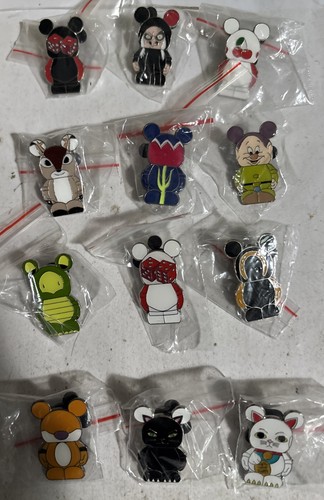 Disney vinylmation pins lot - pins,