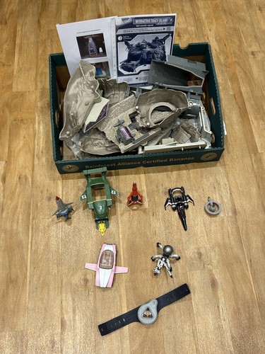 Thunderbirds are tracy - go,