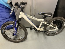 Carrera Luna Junior Mountain Bike 20inch wheels