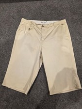 Nice Pair of Ladies Per Una Shorts Size 14