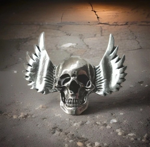 Skull rocker pin badge heavy - skull,