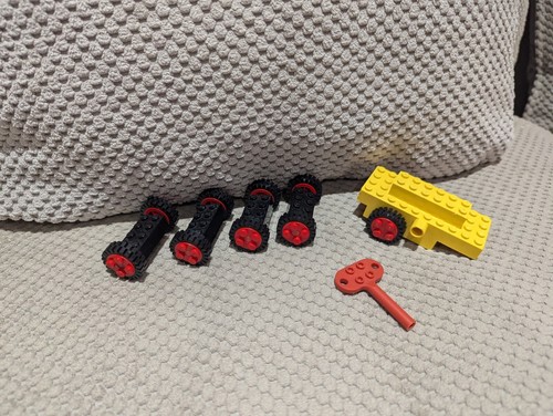 Vintage lego 890 - wind, up