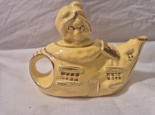 Vintage 1930,s teapot by