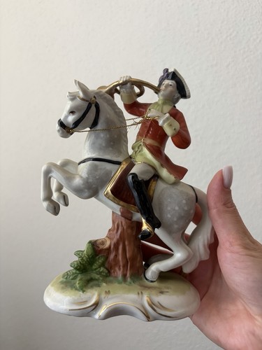 Royal porcelain hunter - hunter, on