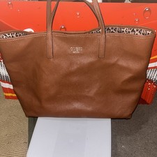 GUESS Women's Medium Tote Bag