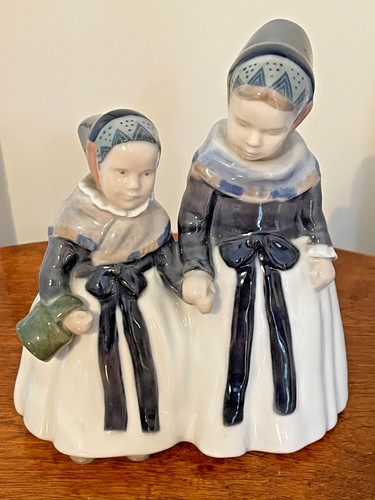 Royal copenhagen figurine two - royal,