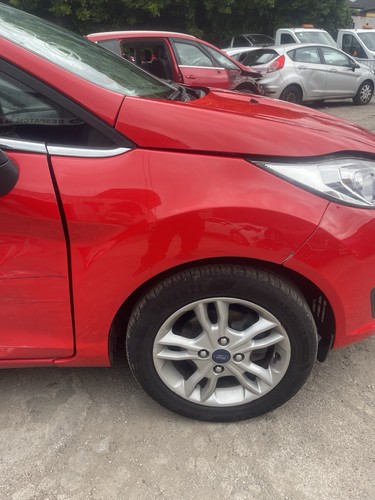 Ford fiesta mk7 wing drivers - fiesta,