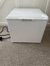 Russell hobbs 17 litre table