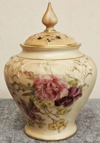 Royal worcester blush ivory - worcester,
