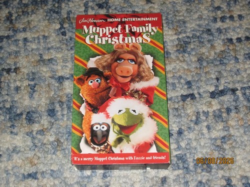Muppet family christmas vhs - family,