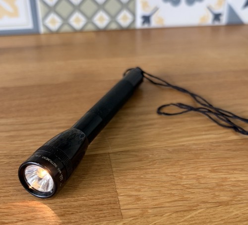 Vintage mini maglite - maglite,