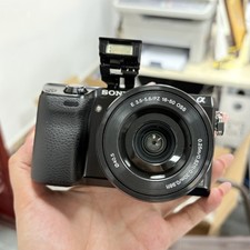 Sony Alpha NEX-7 24.3 MP