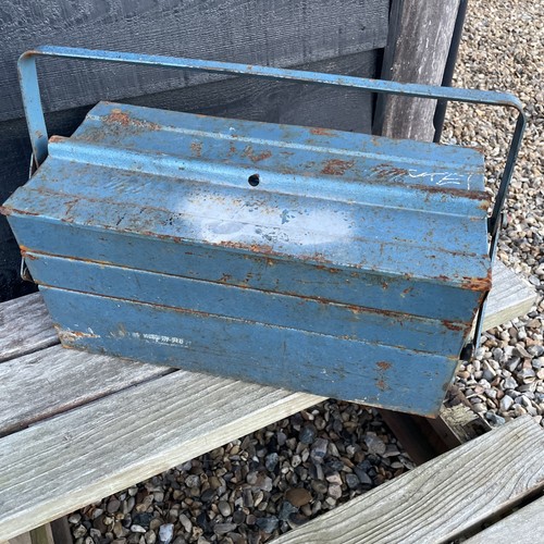 Vintage blue metal ital tool - blue,