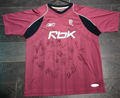 Bolton wanderers signed - signed, by
