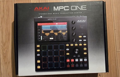 Akai professional mpc one - professional,