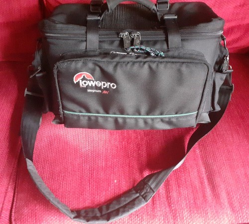 Lowepro magnum large canera - lowepro,