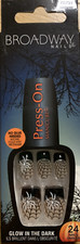 BROADWAY NAILS 24 glow in the dark Press-On False Nails in 70791