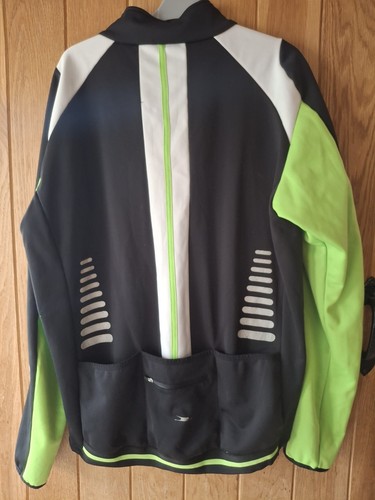 Crane cycling jacket featuring
