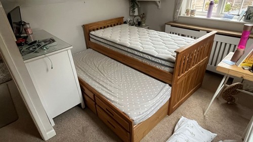 Solid pine single bed pull - solid,