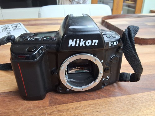 Nikon f90 35mm film slr - nikon, camera