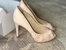 Diane Hassall Hand-made Lace