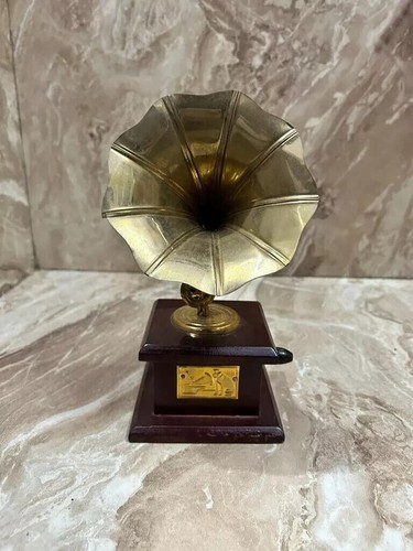 Desk top dummy gramophone - dummy,